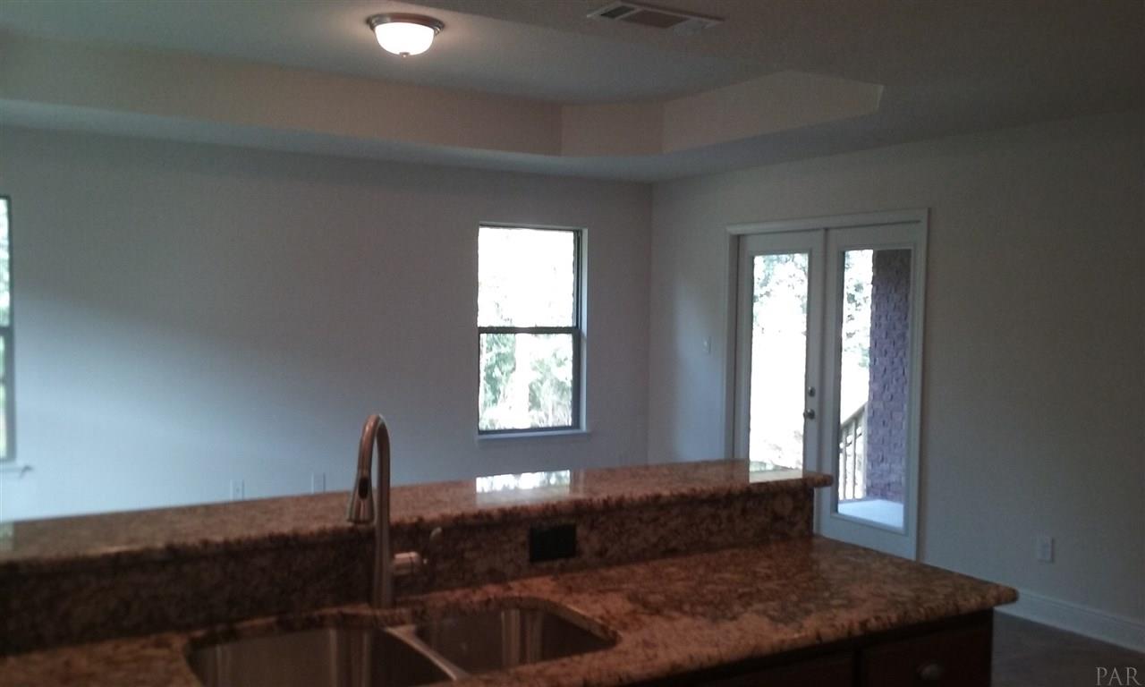 893 Jacobs Way Cantonment, FL 32533 - Photo 9 of 19 Gallery Image 9