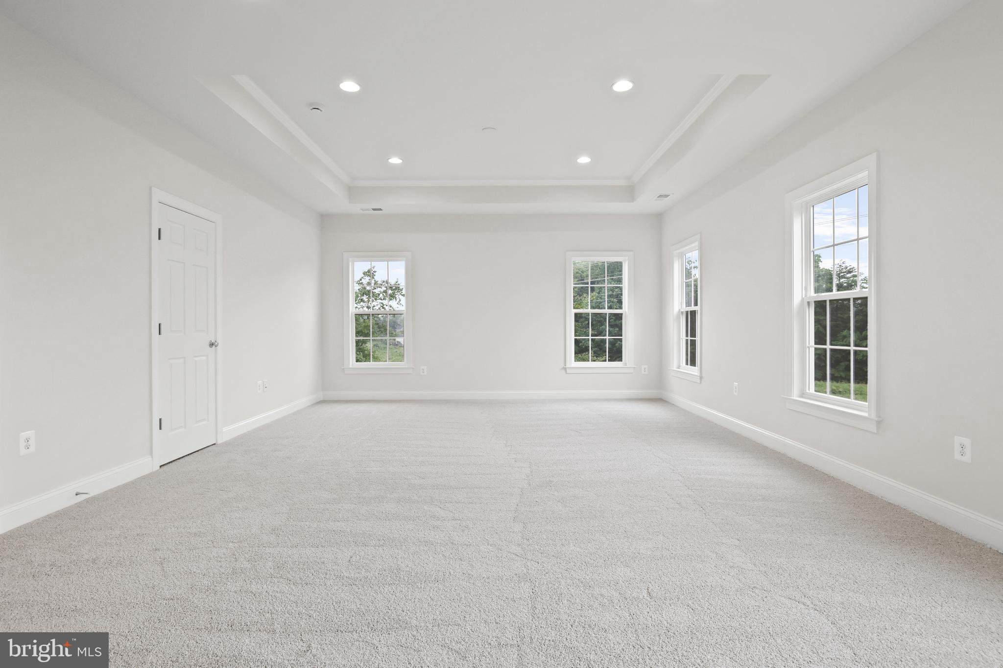 14496 Aurora Drive Woodbridge, VA 22193 - Photo 38 of 70 a view of an empty room with a window