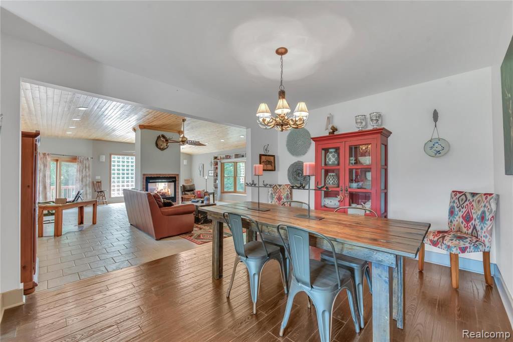 4110 Curtis Road Leonard, MI 48367 - Photo 5 of 46