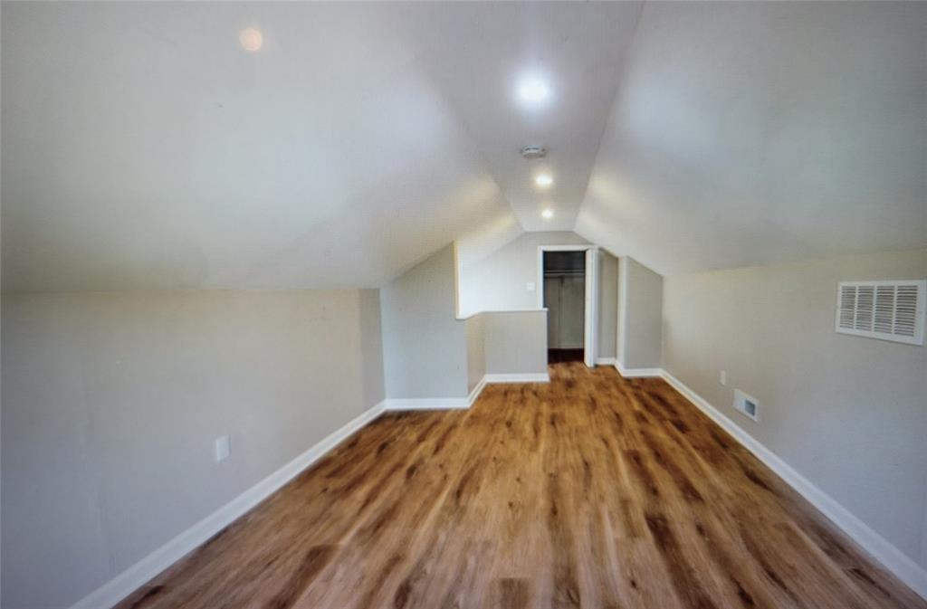402 North Peterman Road Greenwood, IN 46142 - Photo 17 of 23 Gallery Image 17