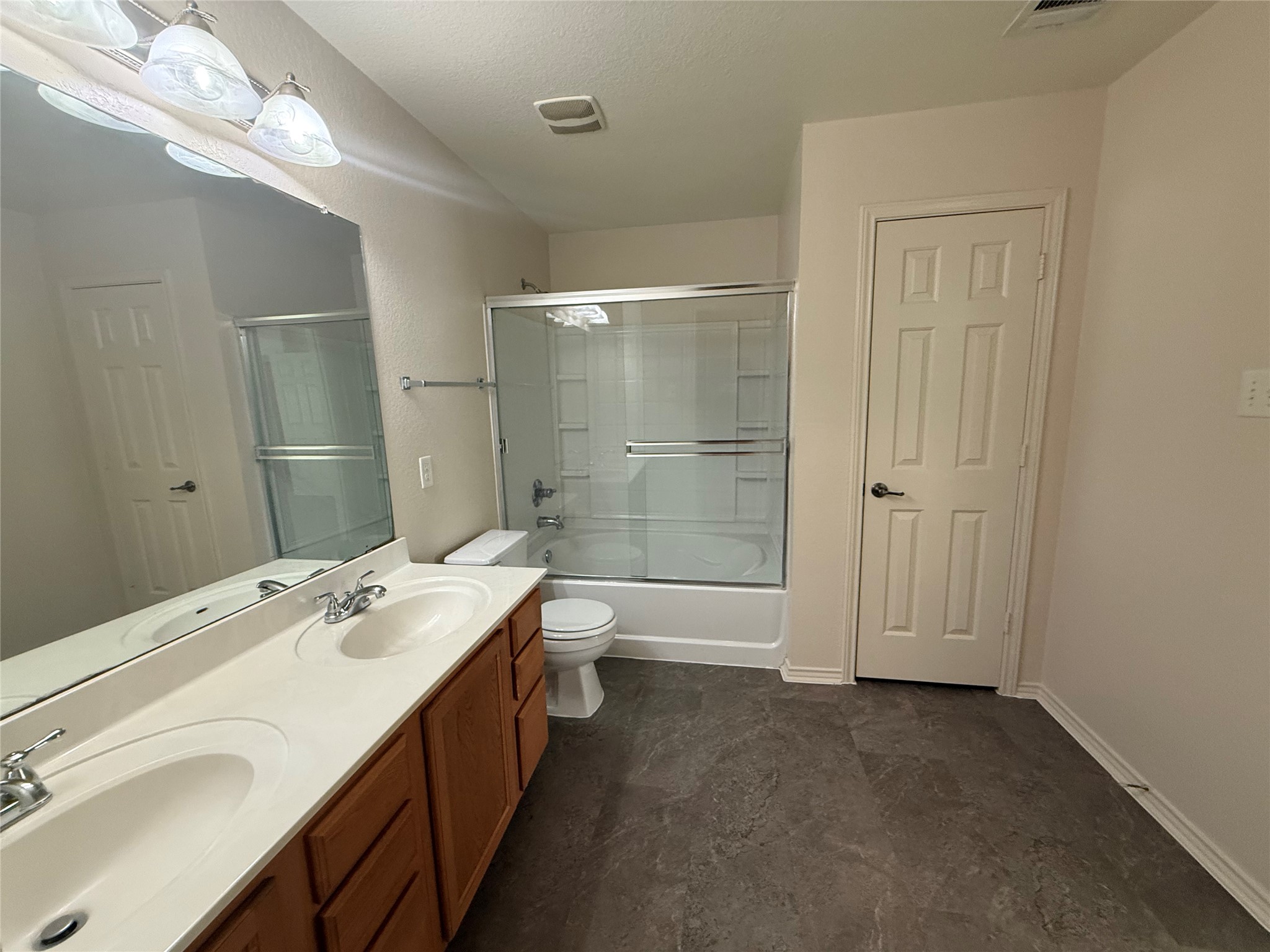 640 New Country Road Kyle, TX 78640 - Photo 10 of 14
