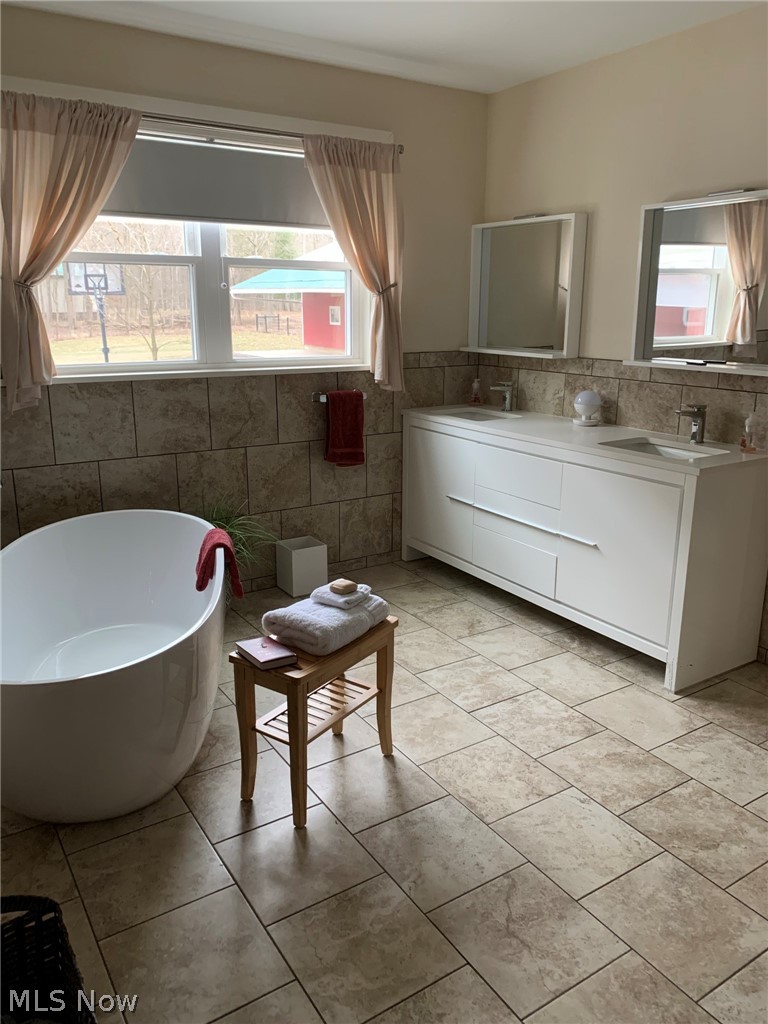 8051 Morris Road Orwell, OH 44076 - Photo 14 of 33