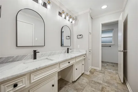 $539,000 | 10818 Olympia Drive, Houston, TX 77042