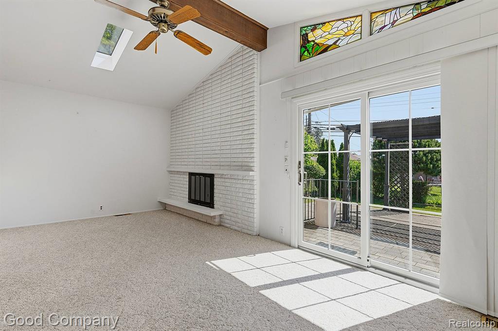 32848 Rugby Drive Warren, MI 48088 - Photo 13 of 42
