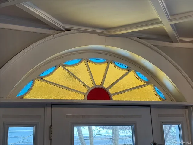 $3,295 | 120 Clinton Avenue, Unit 1, Nyack, NY 10960