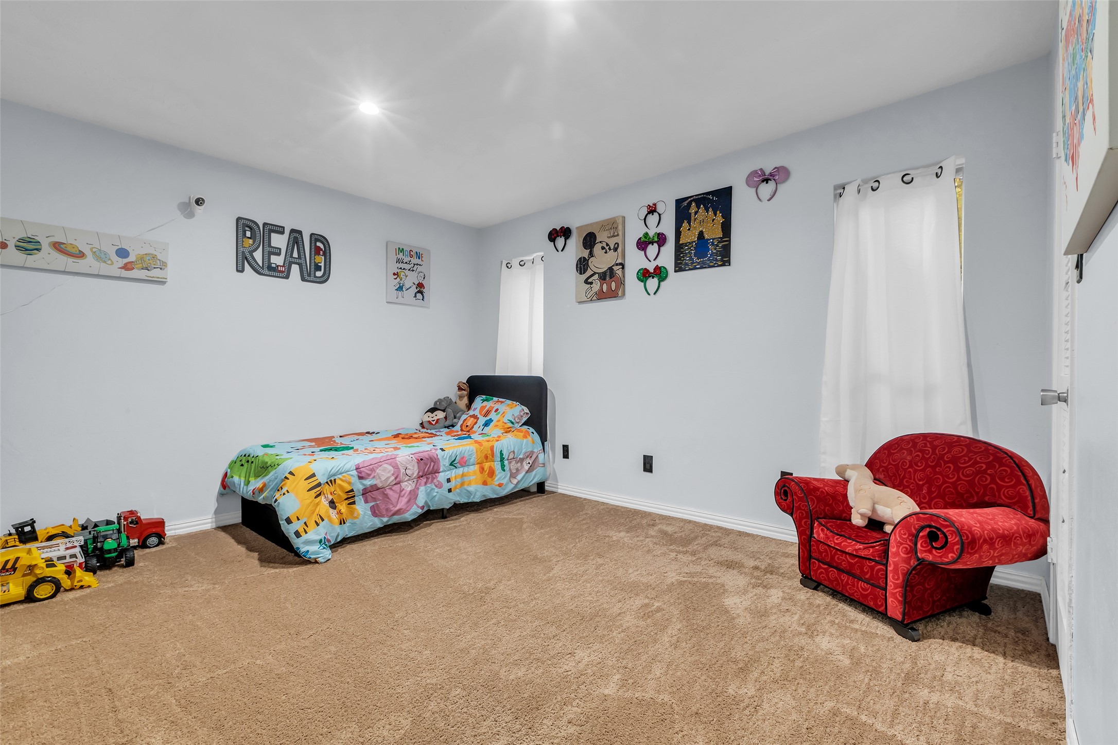 13860 Ventura Road Willis, TX 77318 - Photo 13 of 22 Secondary Bedroom