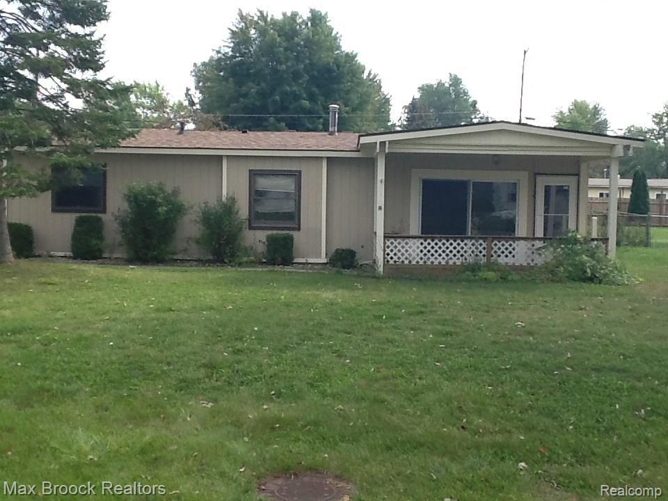 1144 Beta Road Walled Lake, MI 48390 - Photo 1 of 12 unnamed (1).jpg