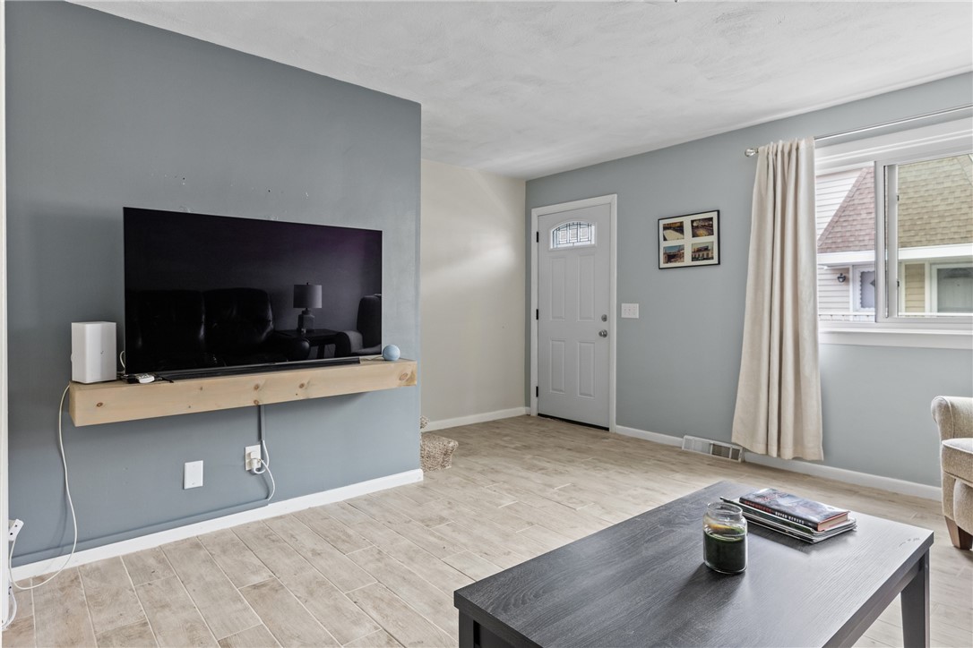 4160 Post Road, Unit 28 East Greenwich, RI 02818 - Photo 12 of 32