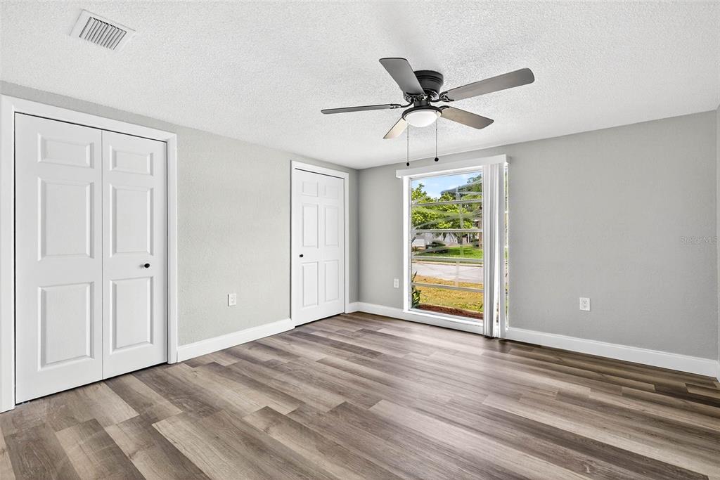 9633 Lakeside Lane Port Richey, FL 34668 - Photo 17 of 32 Gallery Image 17