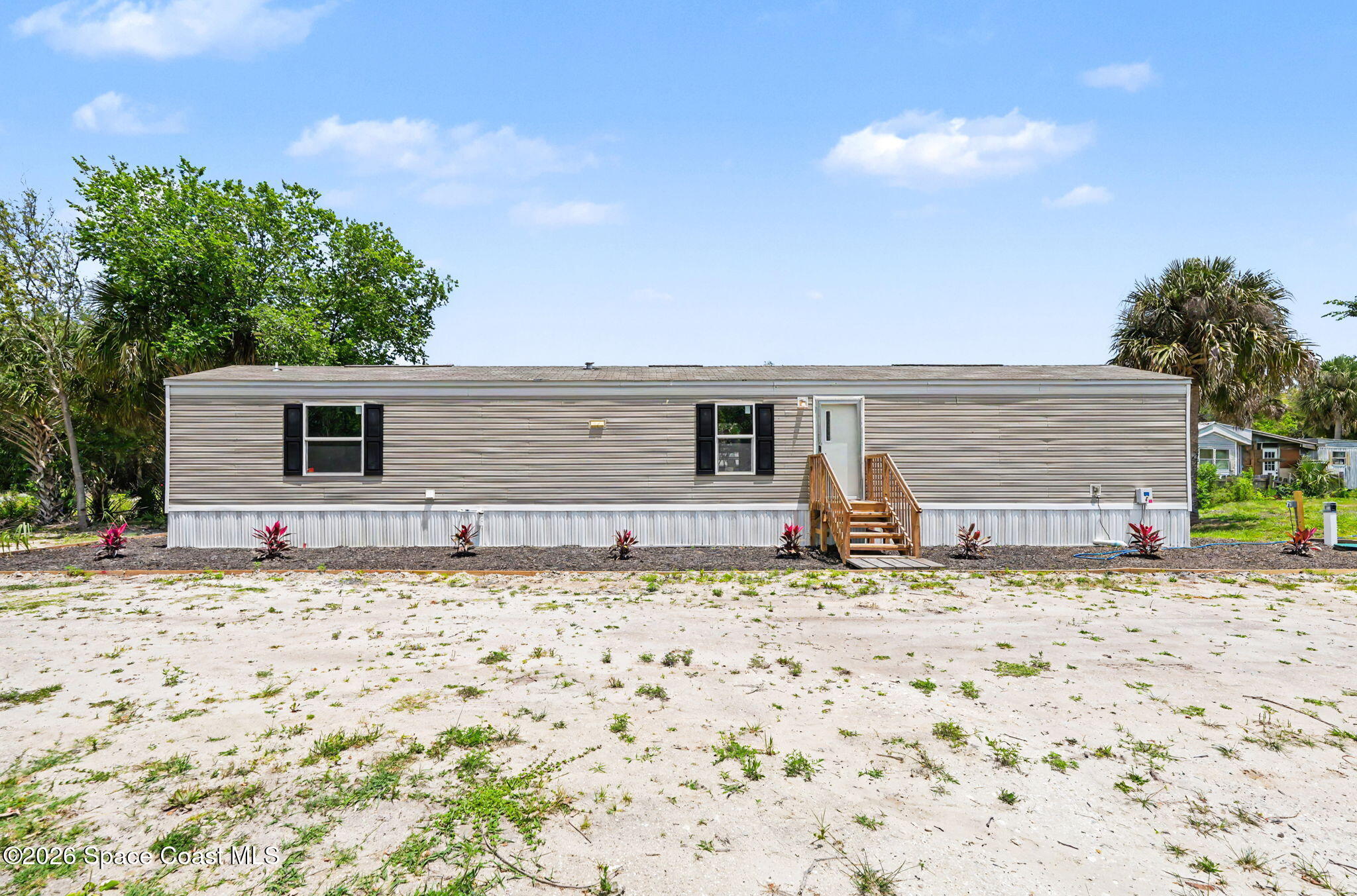 2075 Parrish Road Titusville, FL 32796 - Photo 2 of 28 2-web-or-mls-DSC00320