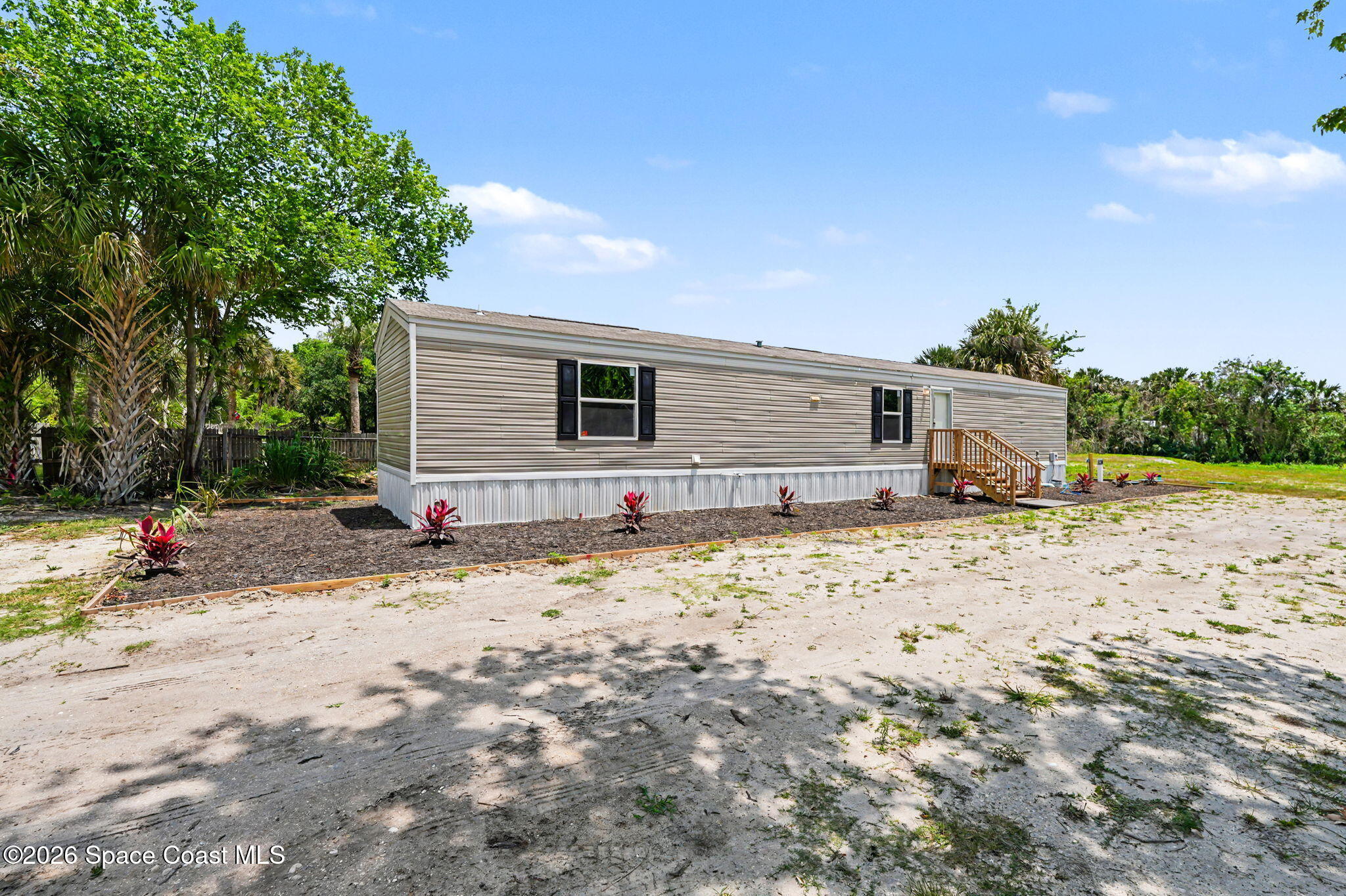2075 Parrish Road Titusville, FL 32796 - Photo 3 of 28 3-web-or-mls-DSC00319