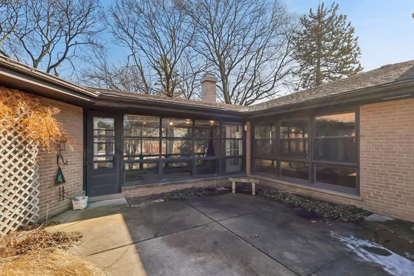 a house view with outdoor space