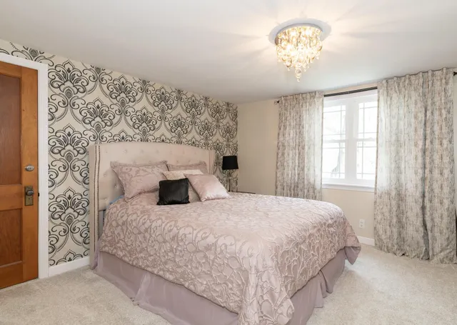 $889,900 | 8811 Waruf Avenue, Portage, MI 49002