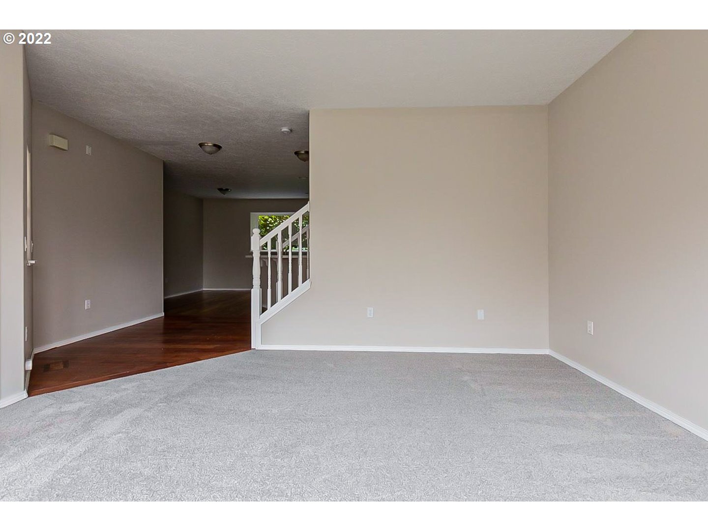 2627 Northeast Rocky Butte Road Portland, OR 97220 - Photo 5 of 32 Gallery Image 5