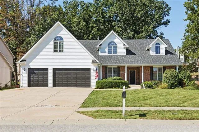 $399,000 | 1024 Redwood Lane, Liberty, MO 64068