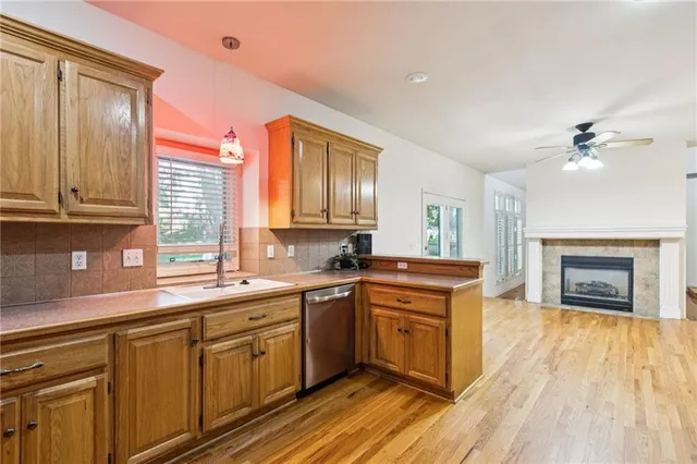 $399,000 | 1024 Redwood Lane, Liberty, MO 64068