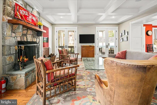 $2,995,000 | 10400 Montgomery Avenue, Kensington, MD 20895