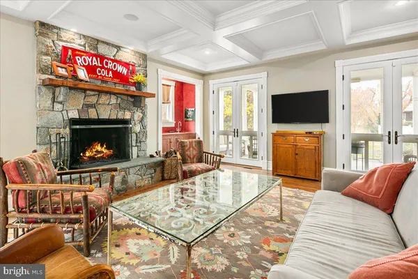 $2,995,000 | 10400 Montgomery Avenue, Kensington, MD 20895
