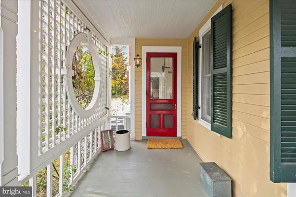 $2,995,000 | 10400 Montgomery Avenue, Kensington, MD 20895