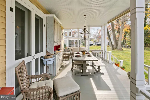 $2,995,000 | 10400 Montgomery Avenue, Kensington, MD 20895