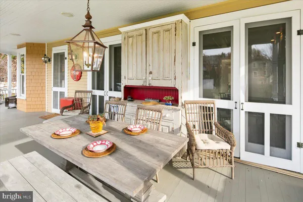 $2,995,000 | 10400 Montgomery Avenue, Kensington, MD 20895