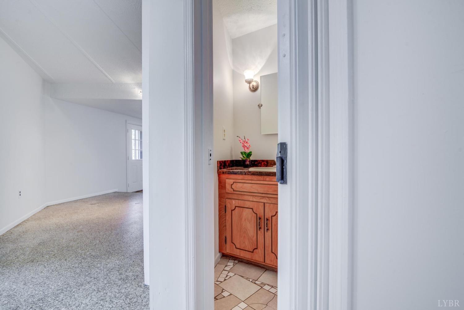 518 Windy Ridge Way Amherst, VA 24521 - Photo 20 of 34