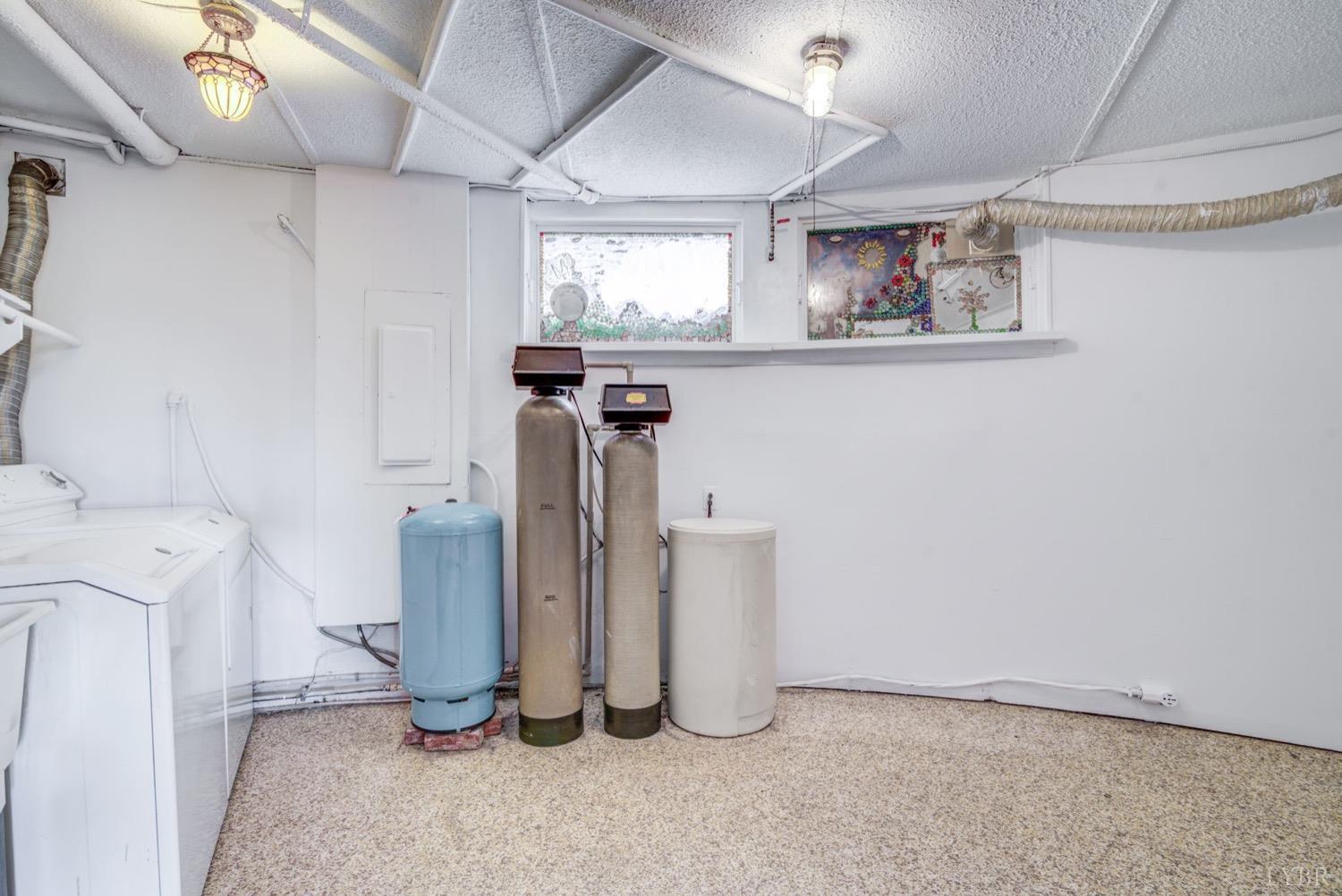 518 Windy Ridge Way Amherst, VA 24521 - Photo 22 of 34