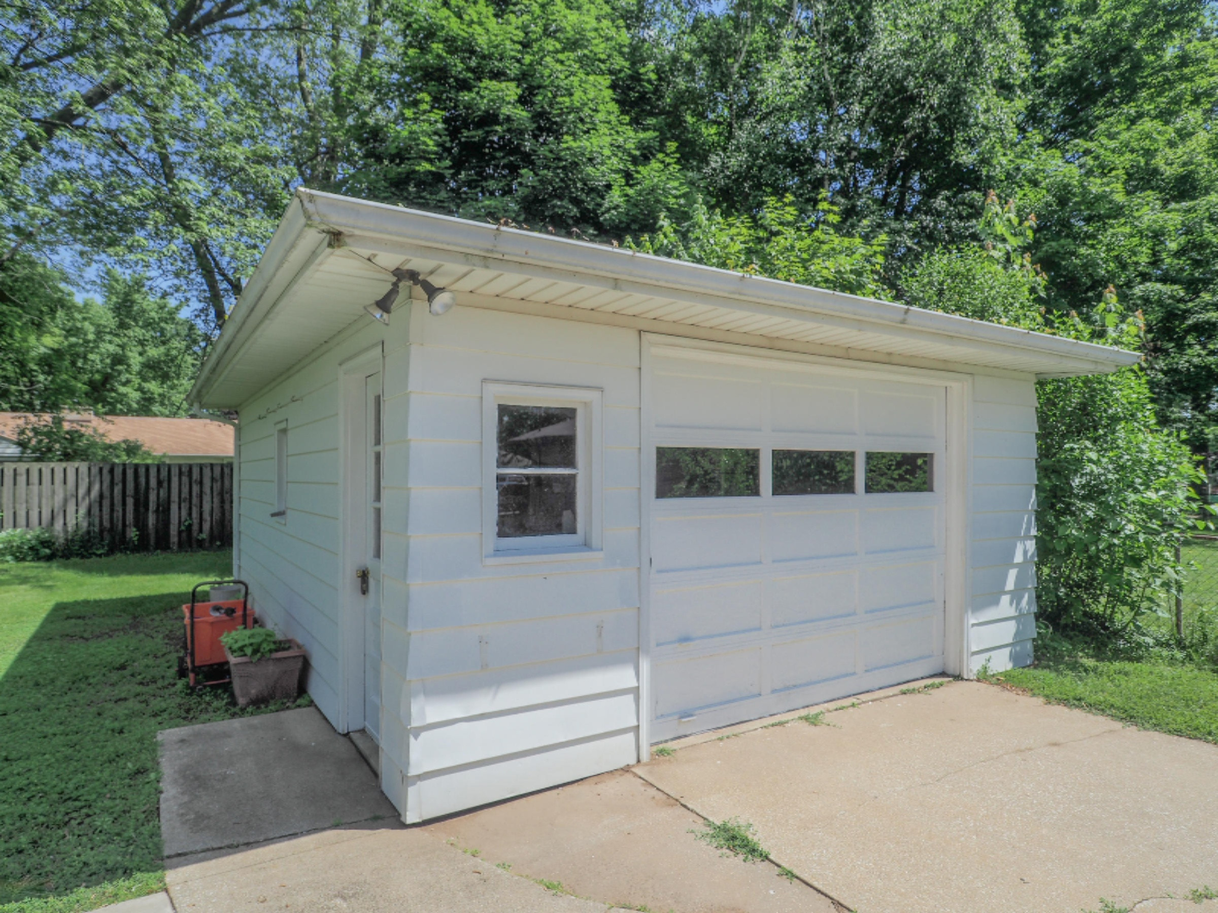 3422 Grace Road Kalamazoo, MI 49006 - Photo 16 of 21 3422 Grace Rd-116