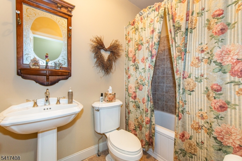 105 Ely Road Boonton, NJ 07005 - Photo 11 of 46