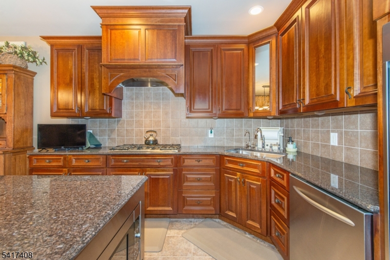 105 Ely Road Boonton, NJ 07005 - Photo 18 of 46