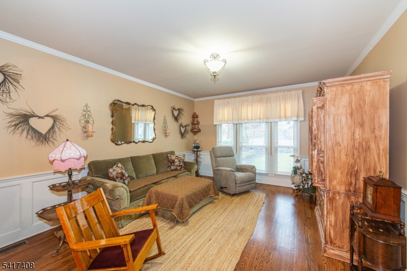 105 Ely Road Boonton, NJ 07005 - Photo 5 of 46