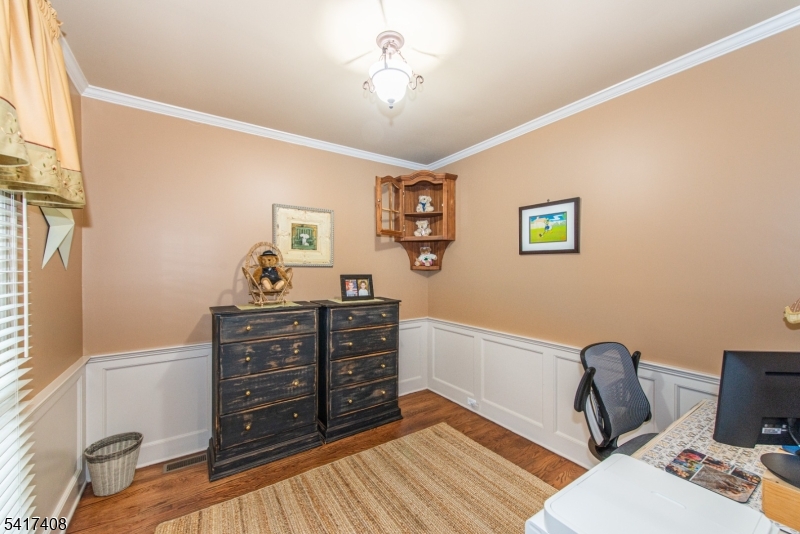 105 Ely Road Boonton, NJ 07005 - Photo 9 of 46