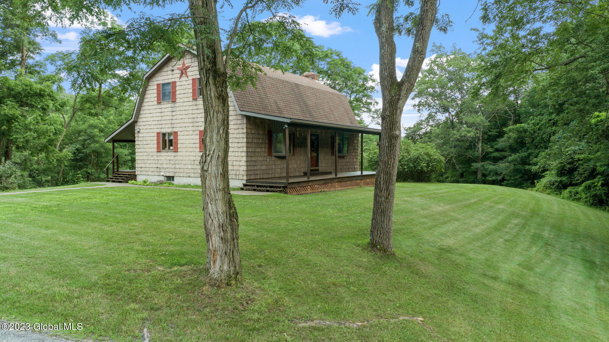 570 Lime Kiln Road New Baltimore, NY 12192 - Photo 2 of 43 17-web-or-mls-570-lime-kiln-rd