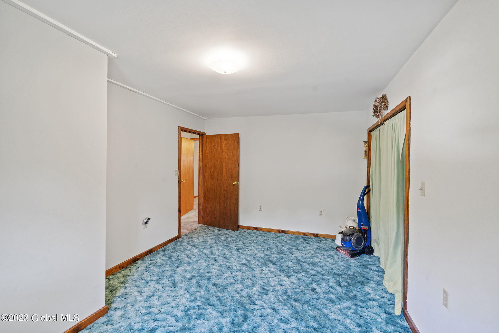 570 Lime Kiln Road New Baltimore, NY 12192 - Photo 32 of 43 72-web-or-mls-570-lime-kiln-rd