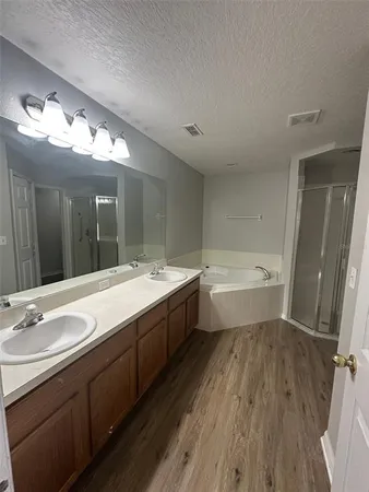 $2,200 | 1001 Lake Charles Drive, Davenport, FL 33837