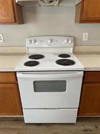 $2,200 | 1001 Lake Charles Drive, Davenport, FL 33837