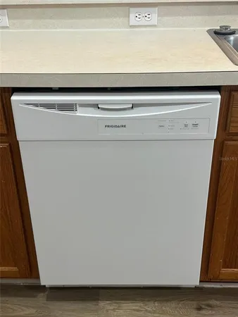 $2,200 | 1001 Lake Charles Drive, Davenport, FL 33837