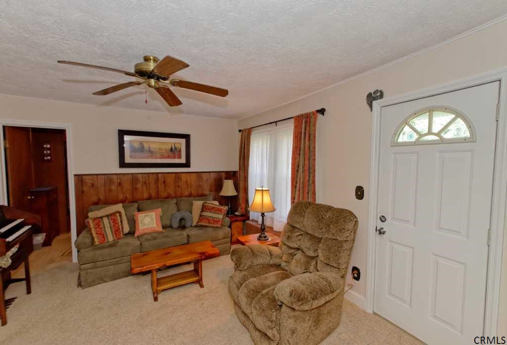 10 Consaul Road Colonie, NY 12205 - Photo 7 of 25 Photo 7