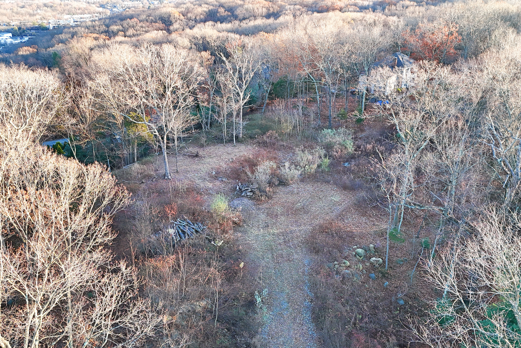 24 Burma Road Woodbridge, CT 06525 - Photo 3 of 16