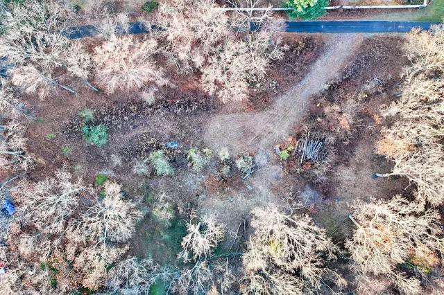 $185,000 | 24 Burma Road, Woodbridge, CT 06525