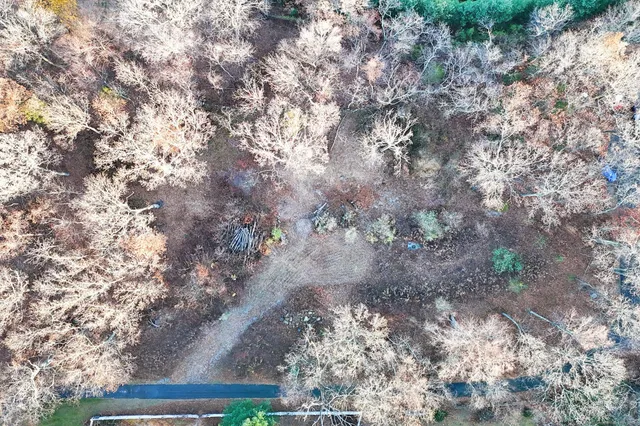 $185,000 | 24 Burma Road, Woodbridge, CT 06525