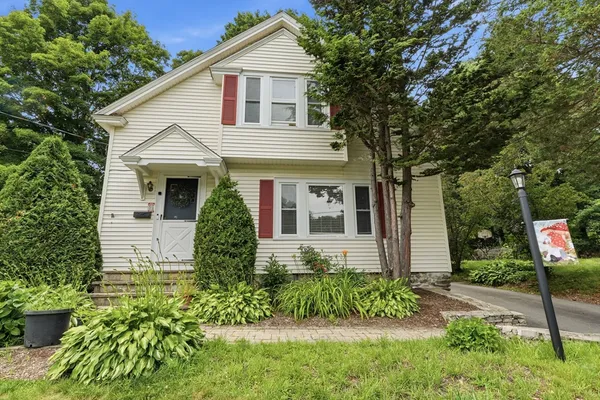 $540,000 | 31 Wildrose Avenue, Worcester, MA 01602