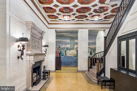 a view of a entryway door of the house