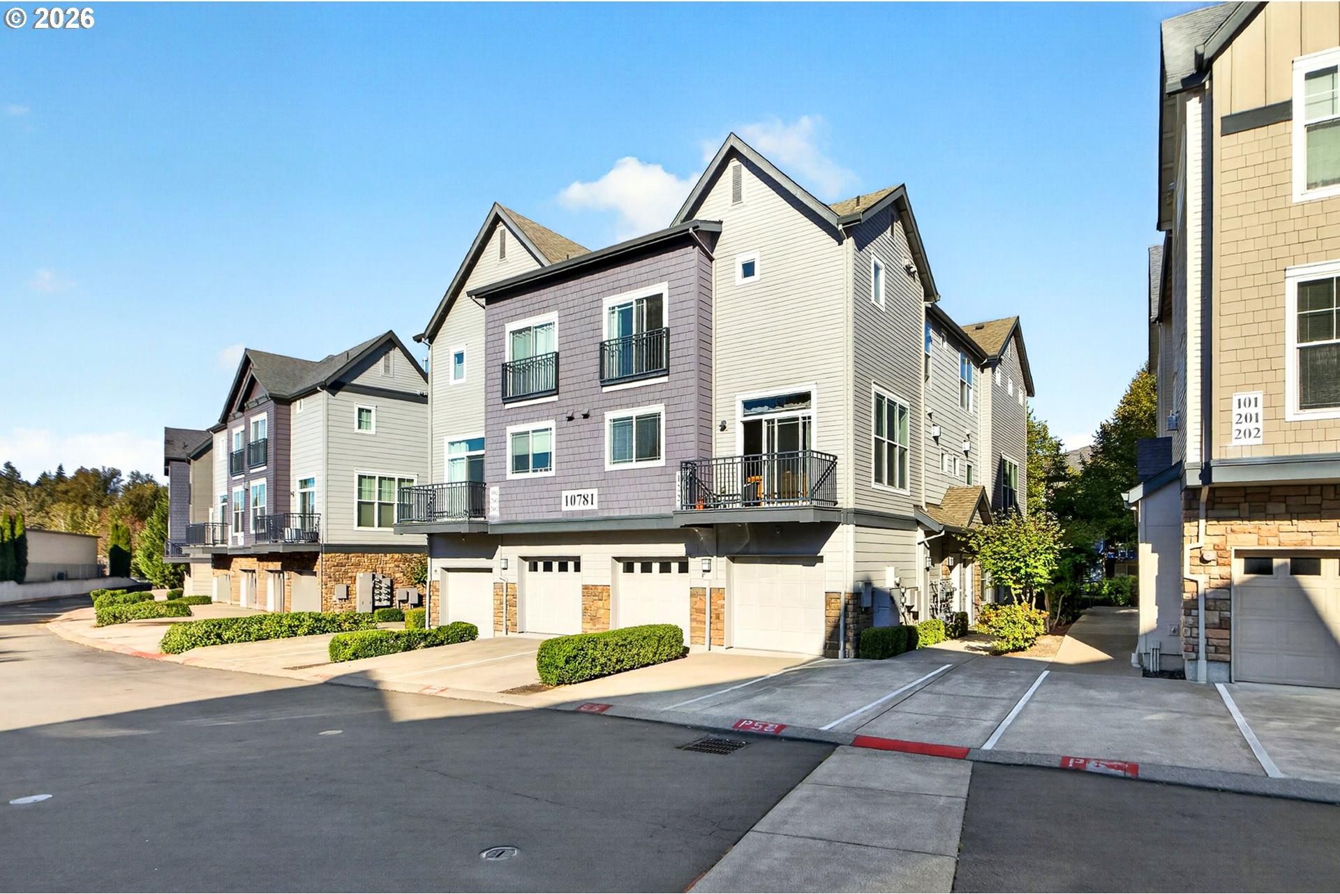 10781 Northeast Red Wing Way, Unit 204 Hillsboro, OR 97006 - Photo 3 of 46 Gallery Image 3