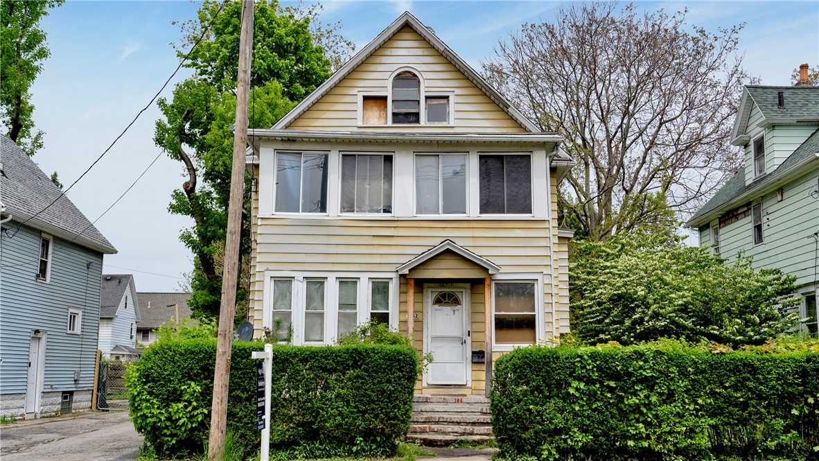 17 Peck Street Rochester, NY 14609 - Photo 2 of 5