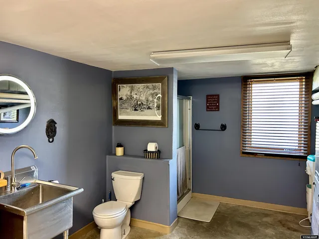 $1,200,000 | 2609 Beaver Creek Road, Shell, WY 82441