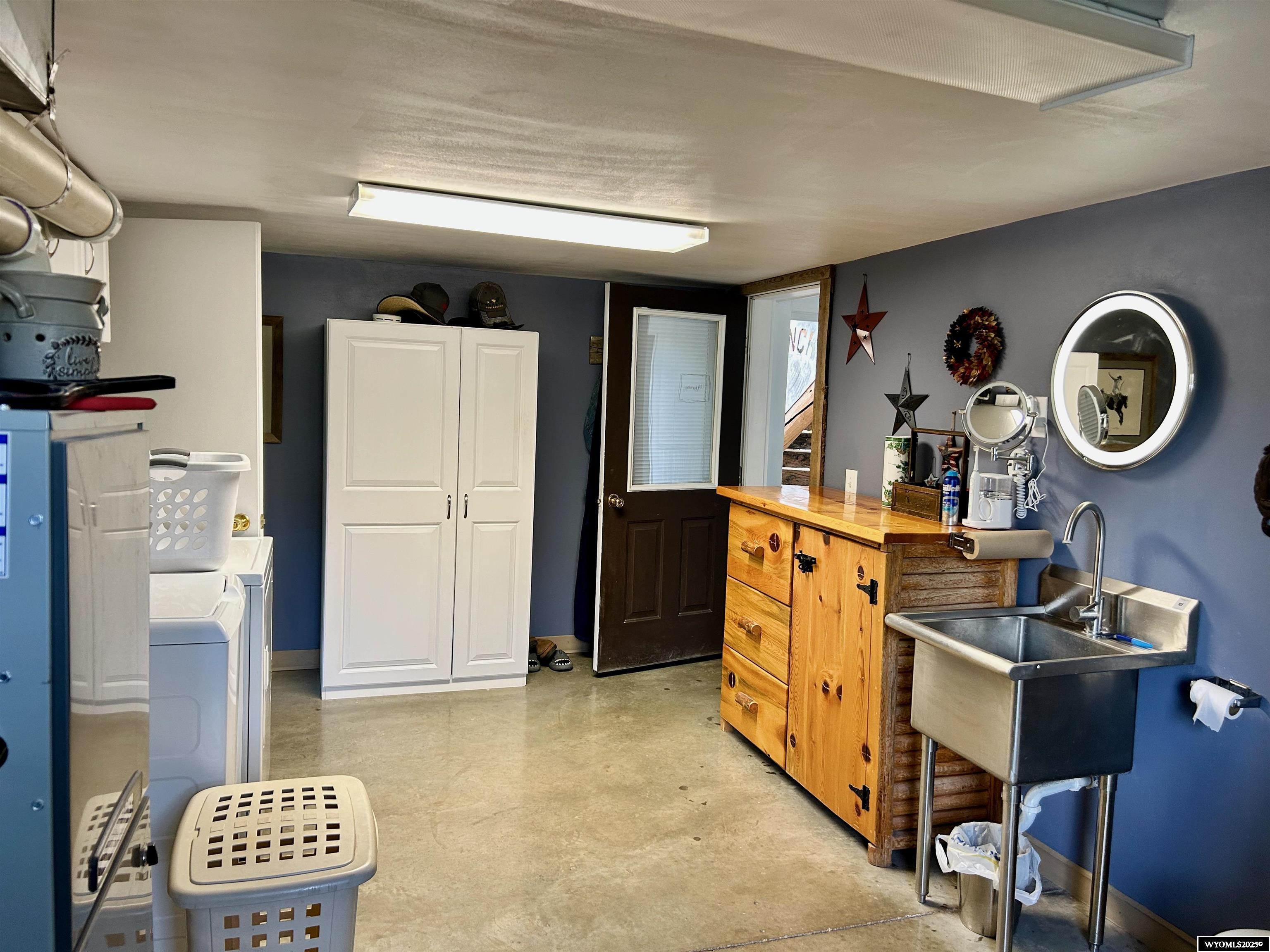 2609 Beaver Creek Road Shell, WY 82441 - Photo 22 of 50