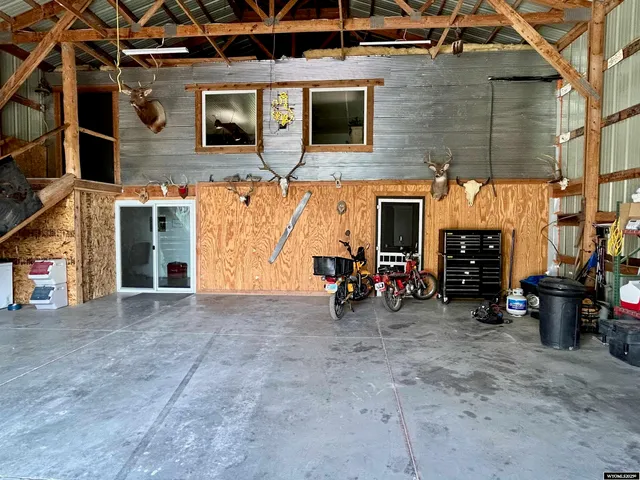 $1,200,000 | 2609 Beaver Creek Road, Shell, WY 82441