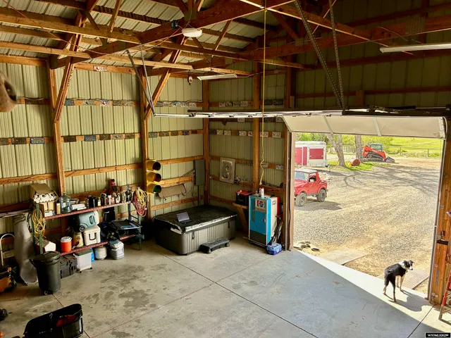 $1,200,000 | 2609 Beaver Creek Road, Shell, WY 82441