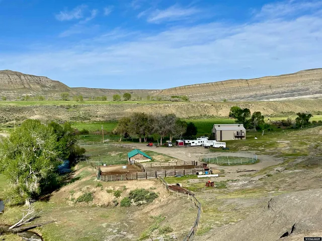 $1,200,000 | 2609 Beaver Creek Road, Shell, WY 82441